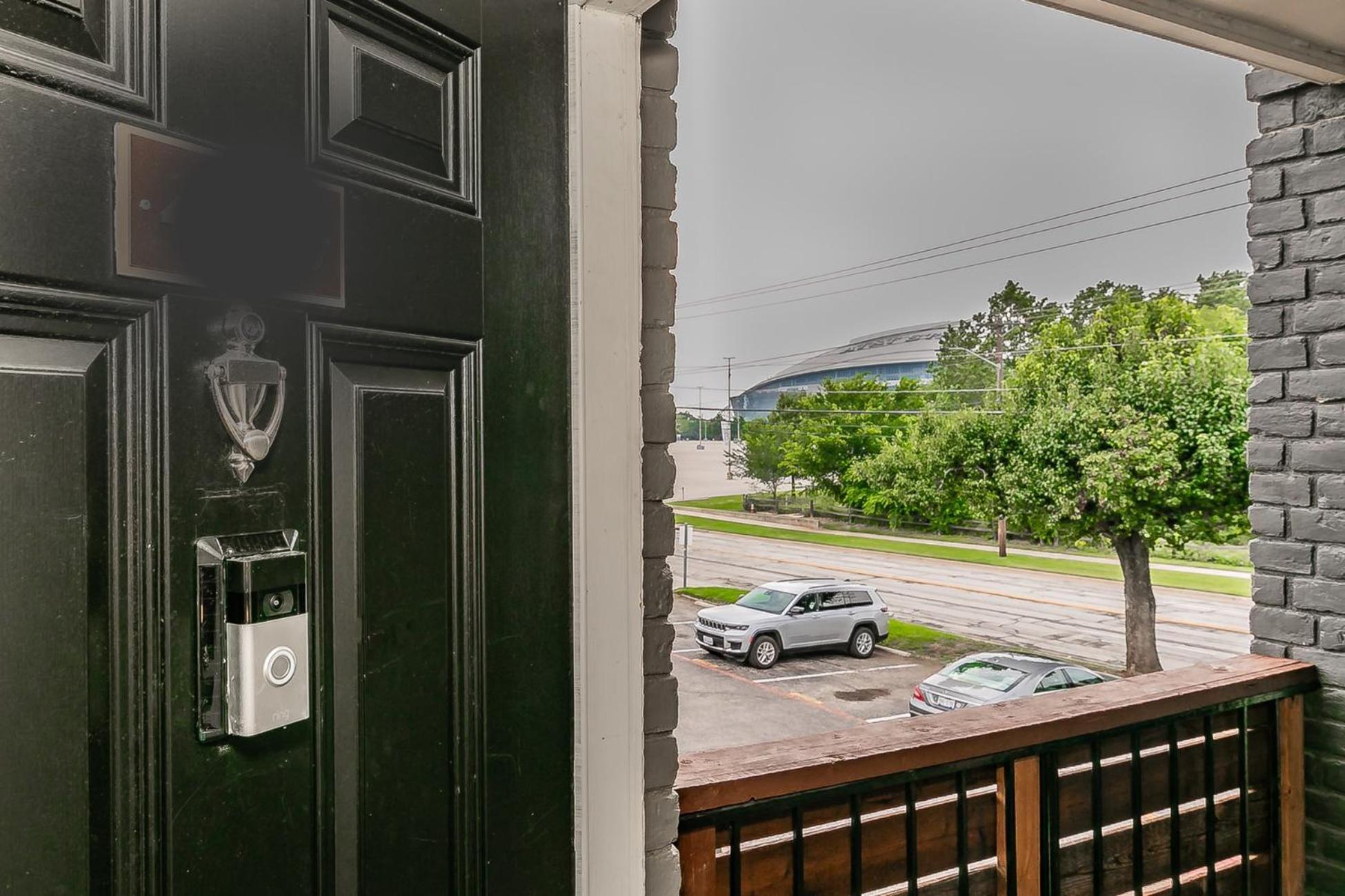 Cozy 2Br Farmhouse Apt - Sleeps 8 - Free Parking! Арлингтон Экстерьер фото